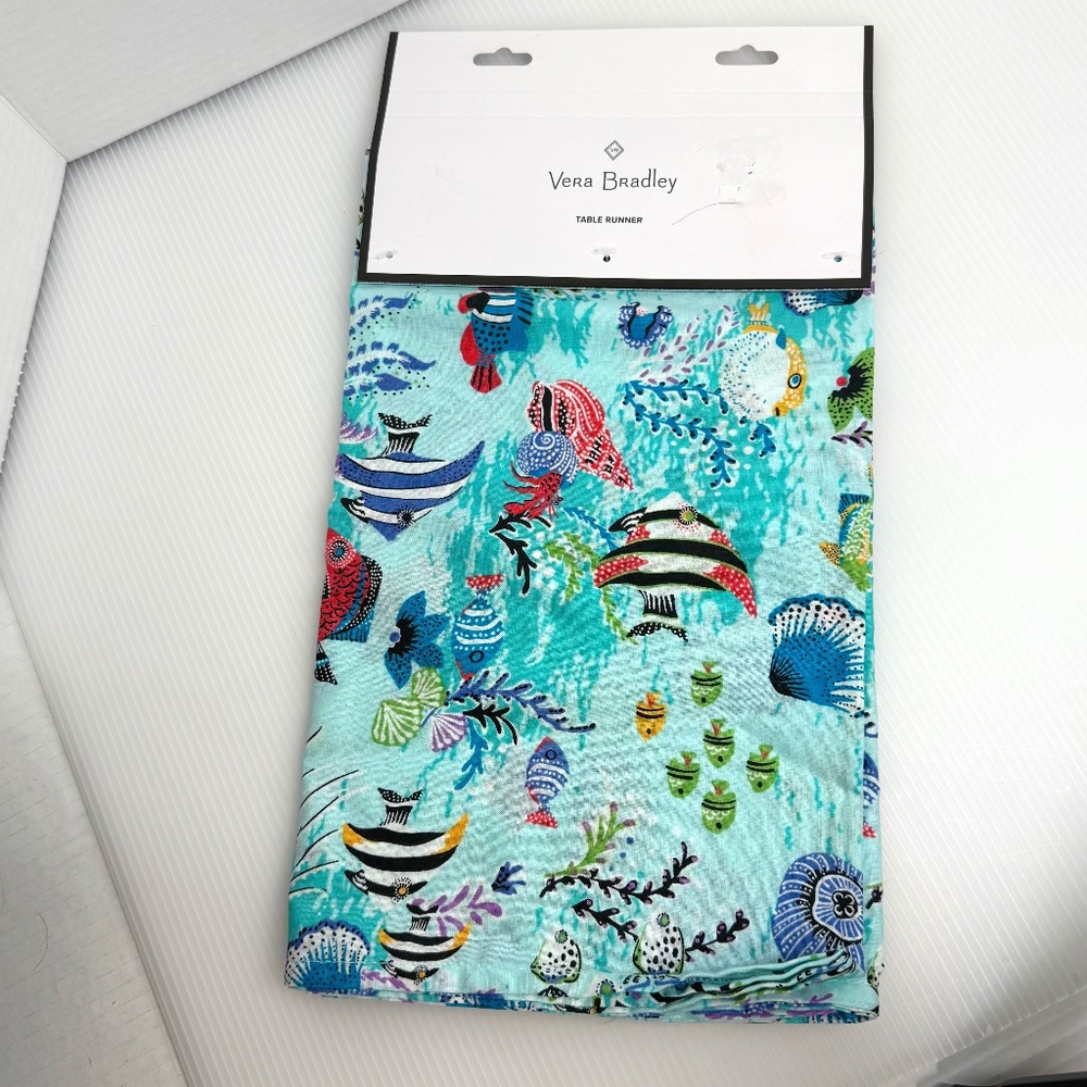 Vera‎ Bradley Aquatic Floral Table Runner Antilles Treasure Aquatic Sea 13 X 96